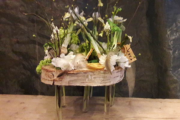 Bloemstuk 5 - € 40,00