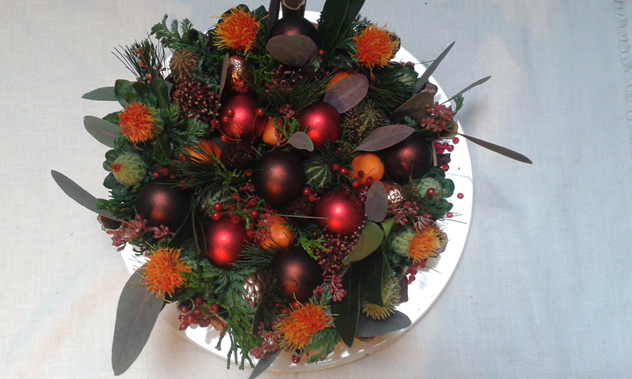 Bloemstuk 1 - Kersttaart - € 29,50