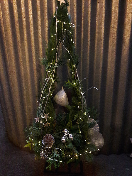 Bloemstuk 4 - € 45,00